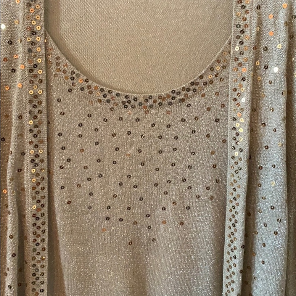 Sweater - Picture 2 of 3